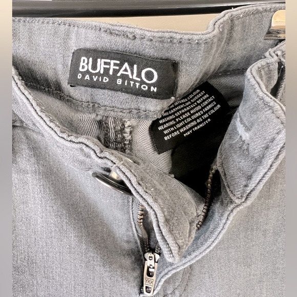 Buffalo Women’s Grey Jeans. Size 4/27. - Picture 3 of 5